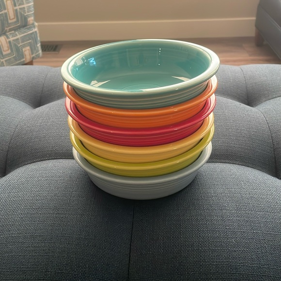 Vintage Fiestaware Bowls - Set of 4 - approximately 7” - Picture 1 of 8
